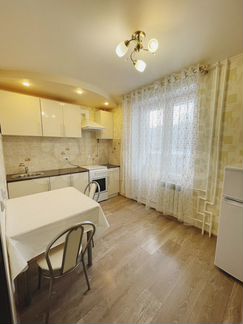 1-к. квартира, 37 м², 1/6 эт.