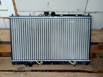 Митсубиси Лансер 9 радиатор охлаждения MR993259