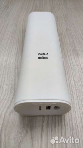 Зарядный чехол для зубных щеток Oral-B White