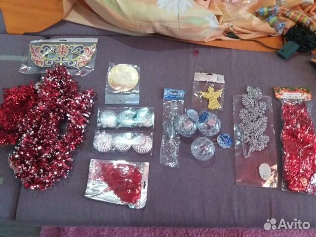 Елочные игрушки: зимняя ветка, петушок, прочее