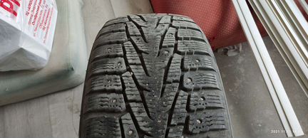 Nokian 215/55 R18