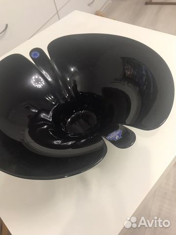 Ваза из цветного стекла