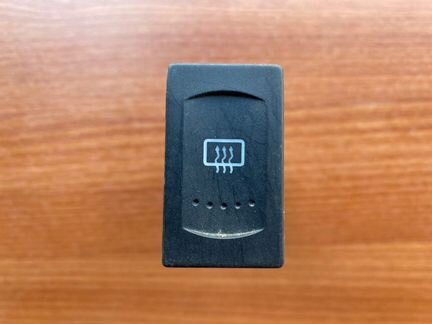 Кнопка включения обогрева стекла Volkswagen Passat