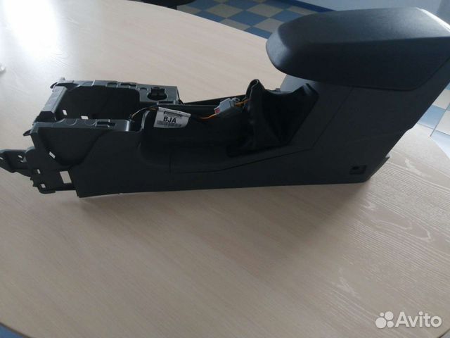 Подлокотник ford focus 2