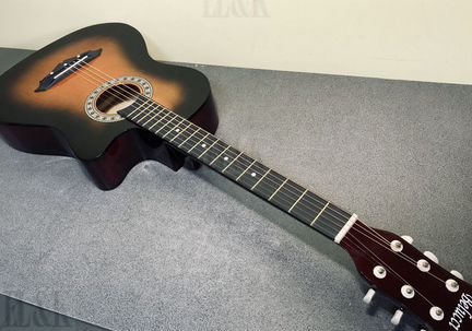 Гитара акустическая