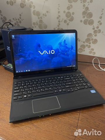 Надёжный Sony Vaio SVE15 Core i3/4/1000/1gb/15.6