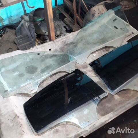 Стекло двери боковое Фольксваген Пассат Б5