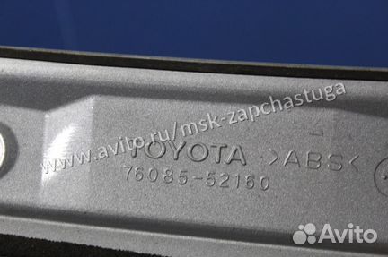Спойлер двери багажника Toyota Urban Cruiser (P11)