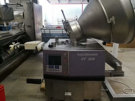 Шприц вакуумный Handtmann VF200 (Германия)