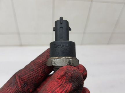 Датчик давления топлива Kia Sorento 1 D4CB 2005