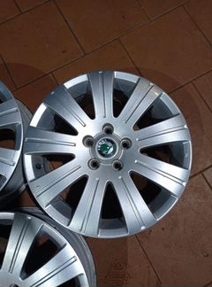 Диски бу оригинал R17 I на Skoda
