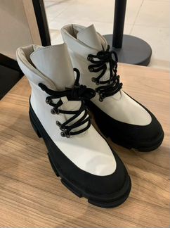 Ботинки женские