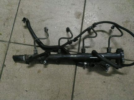 Топливная рампа Мерседес 2,2CDI A6110700095