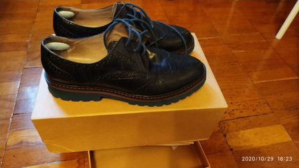 Полуботинки