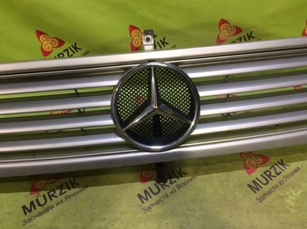Решетка радиатора Mercedes V-Class W638 111.980