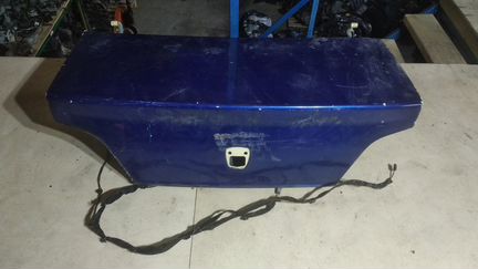 Крышка багажника Peugeot 406