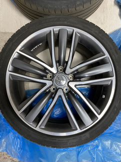 Infiniti Q50 Оригинальные диски +резина 245/40 R19