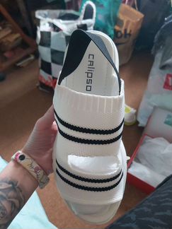 Кроссовки летние