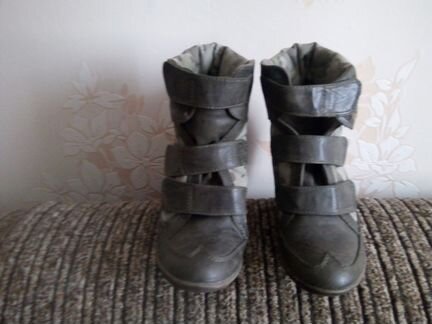 Блузка, юбка, ботинки, сарафан камуфляж