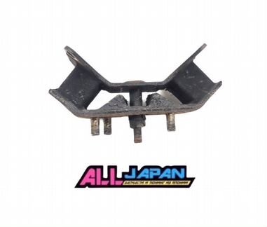 Подушка кпп Subaru Forester SF5 EJ205 2001