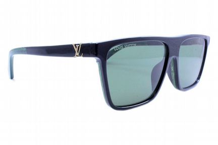 Солнцезащитные очки Louis Vuitton