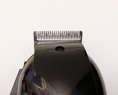 Машинка для стрижки Binatone 10W