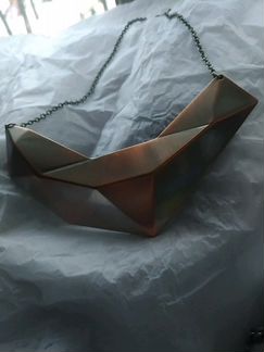 Колье cos