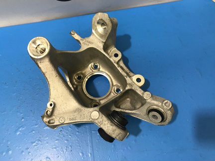 Кулак задний левый Bmw 7-Я Серия G11 B57 2017