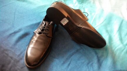 Новые женские черные туфли Andrea Puccini, 40 р