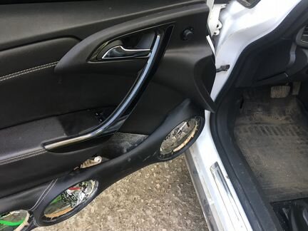 Дверные карты Opel Astra j gtc