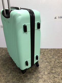 Чемодан ударопрочный