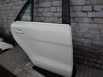 Дверь задняя левая Мерседес w166 ML GLE