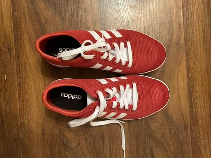 Кроссовки Adidas