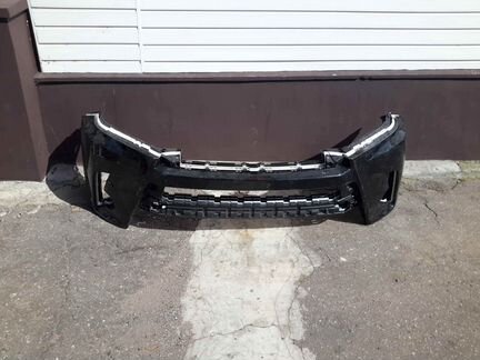 Передний бампер Toyota Highlander 2017-2019 год
