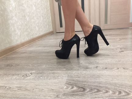 Женская обувь