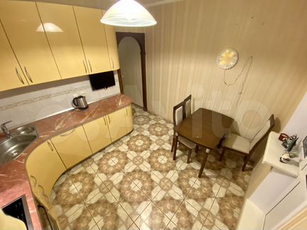 2-к квартира, 60 м², 15/22 эт.