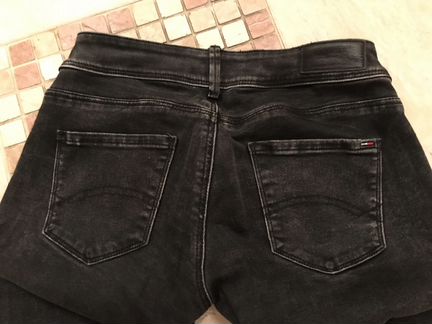 Джинсы Tommy Hilfiger