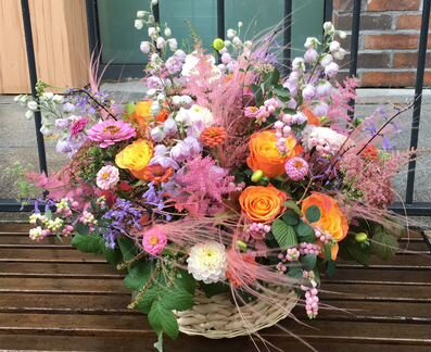 Необычные букеты, цветы с доставкой