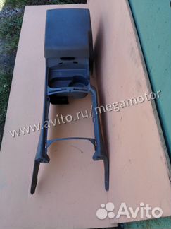 Подлокотник Jeep Grand Cherokee 3 WK