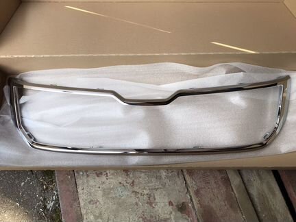 Окантовка решетки радиатора Skoda Kodiaq