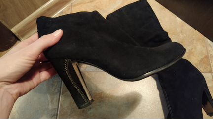 Межсезонные бархатные сапожки