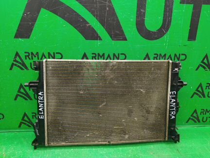 Радиатор охлаждения Hyundai Elantra 6 2015