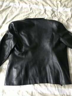 Кожаная женская куртка