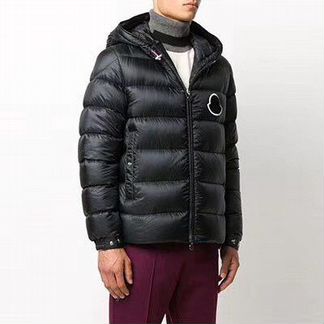 Пуховик Монклер