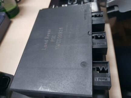 Блок управления парктрониками Land Rover Range