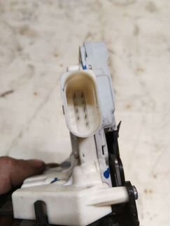 Замок передней правой двери Ауди А4 Б7 (B7 8E)