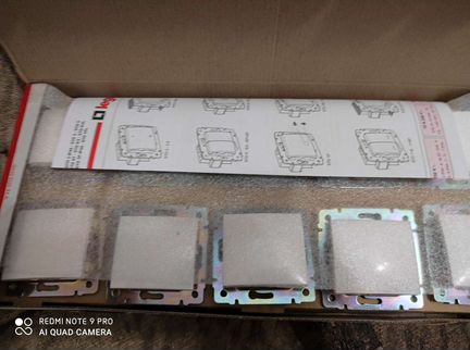 Розетки встраиваемые