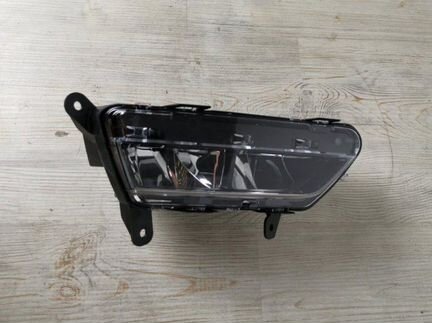 Противотуманная фара передняя правая Porsche