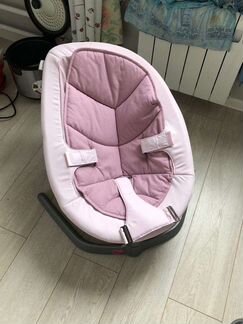Детский шезлонг Nuna Leaf Curv Rocker Grape