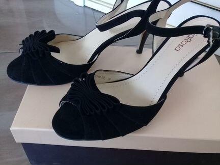 Босоножки женские (новые)